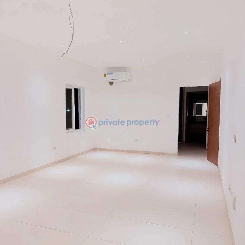 4 bedroom House For Sale Sakumono Spintex Accra - 5