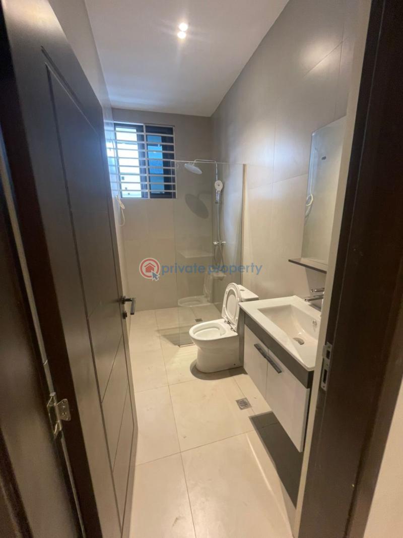 4 bedroom House For Sale Baatsonaa Spintex Accra - 10