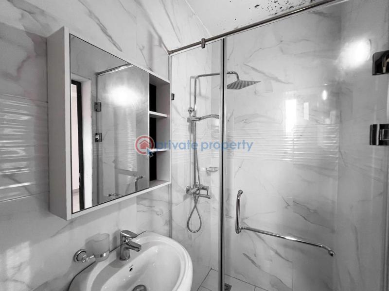 4 bedroom House For Sale Lakeside Estate Ashaley Botwe Adenta Municipal Accra - 4