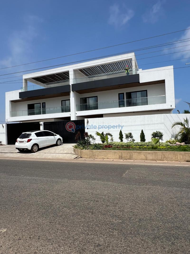 4 bedroom House For Rent East Airport Airport Residential Area Accra - 0