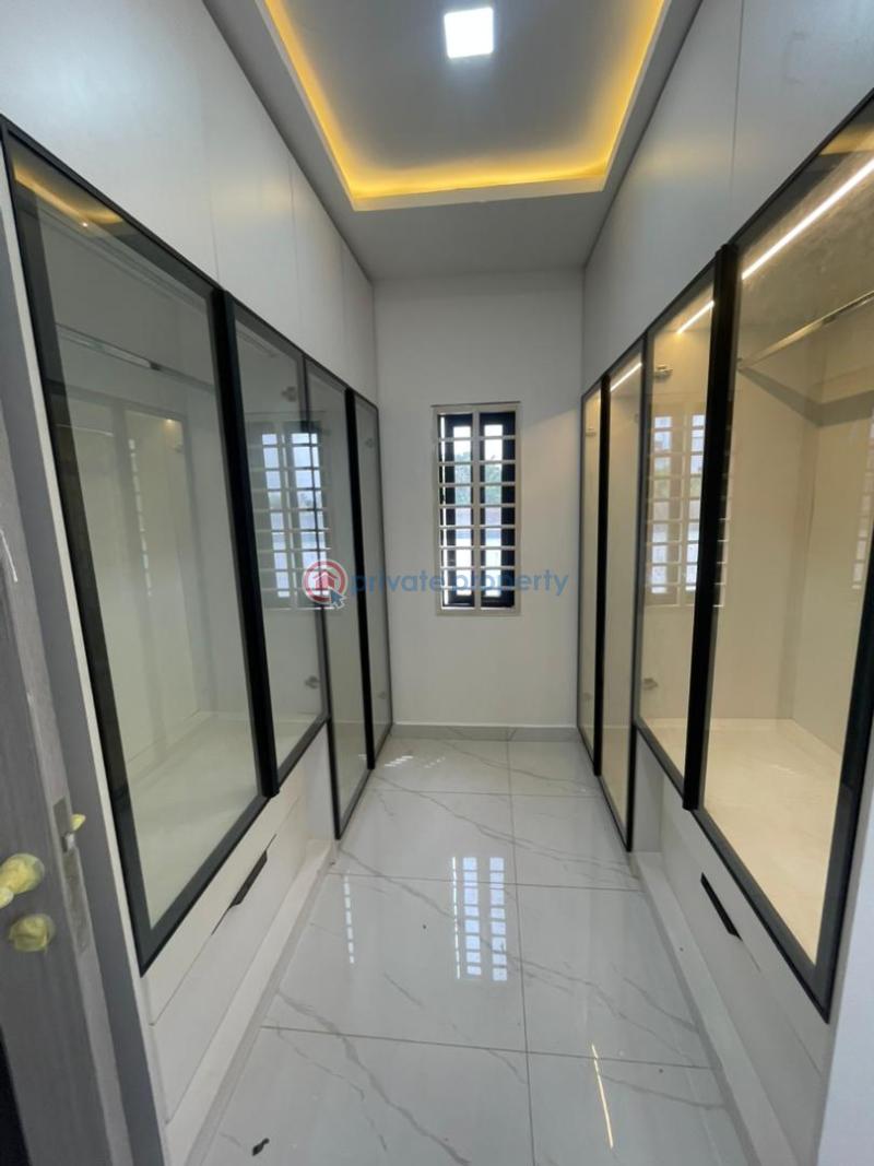 4 bedroom House For Sale Lashibi Spintex Accra - 7
