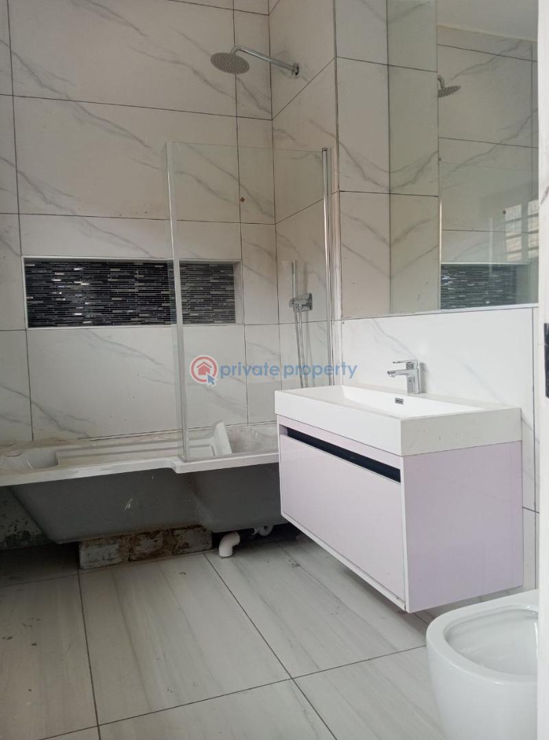 4 bedroom House For Sale Tantra Hills Close To The Achimota Mall Accra - 8