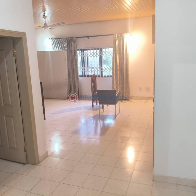 4 bedroom House For Rent Spintex Road Accra - 11