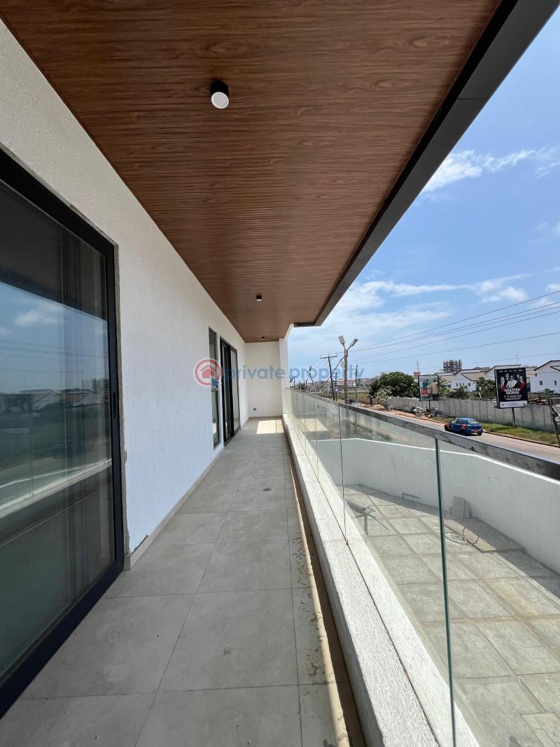 4 bedroom House For Rent East Airport Airport Residential Area Accra - 8