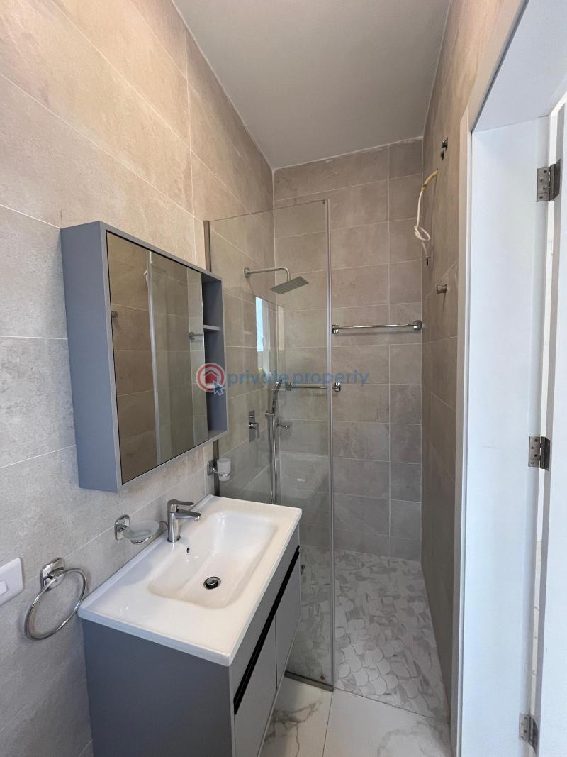 4 bedroom House For Sale East Airport Airport Residential Area Accra - 6