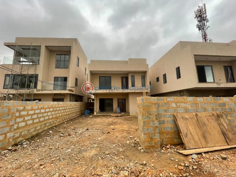 4 bedroom House For Sale East Airport Airport Residential Area Accra - 5