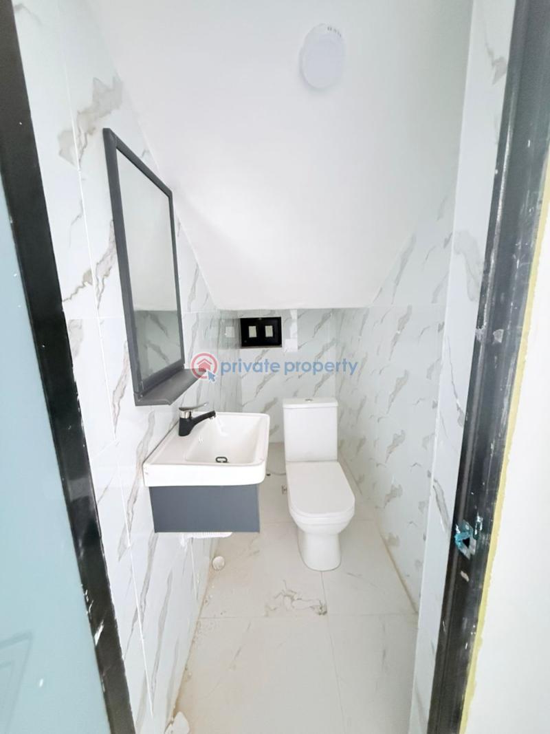 4 bedroom House For Sale Teshie-Nungua Estates Accra - 7