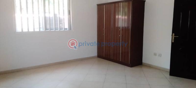 4 bedroom House For Rent The Browns Realtor ,osu Oxford Street, Around The Mtn Office Osu Road Accra - 10