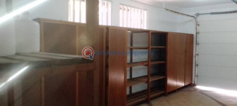4 bedroom House For Rent The Browns Realtor ,osu Oxford Street, Around The Mtn Office Osu Road Accra - 12