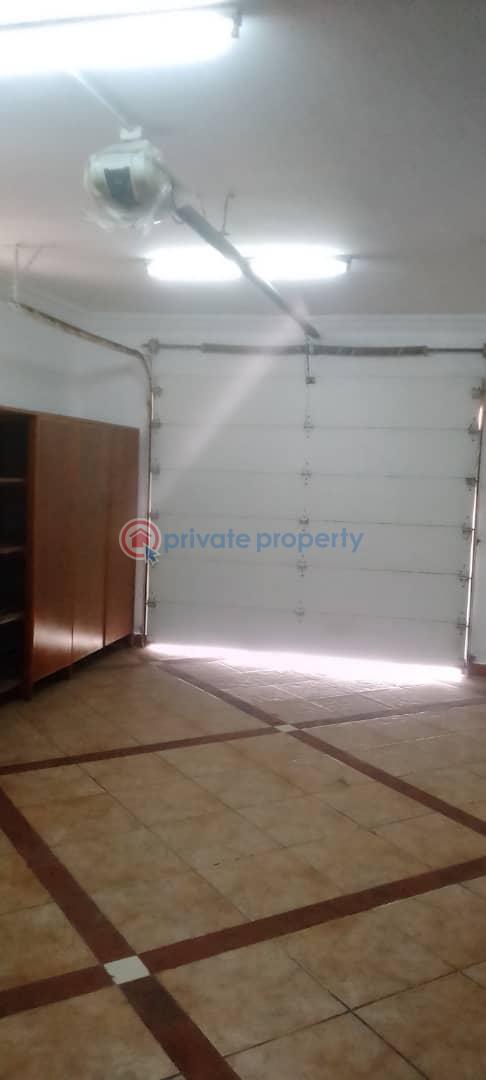 4 bedroom House For Rent The Browns Realtor ,osu Oxford Street, Around The Mtn Office Osu Road Accra - 7