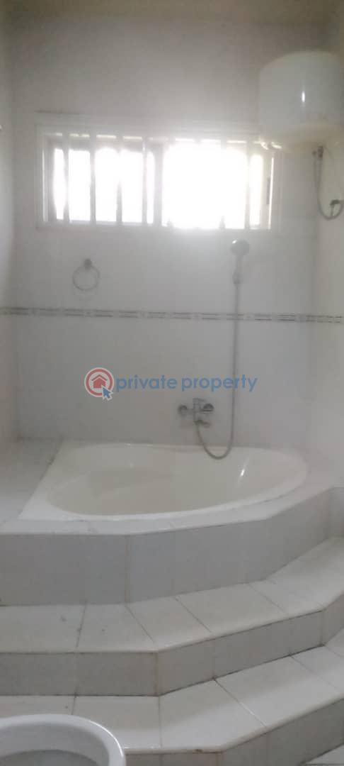 4 bedroom House For Rent The Browns Realtor ,osu Oxford Street, Around The Mtn Office Osu Road Accra - 34