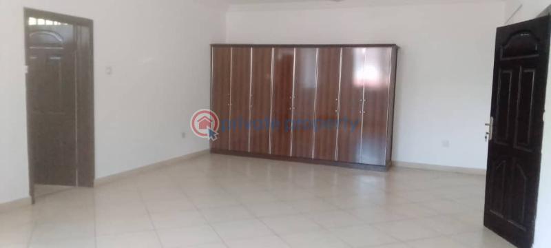 4 bedroom House For Rent The Browns Realtor ,osu Oxford Street, Around The Mtn Office Osu Road Accra - 27