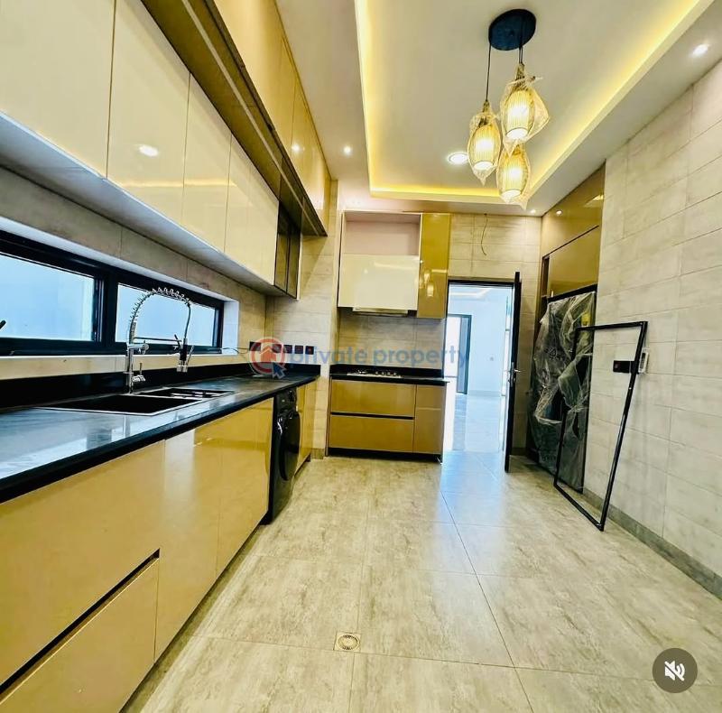 4 bedroom House For Sale Baatsonaa Spintex Accra - 7