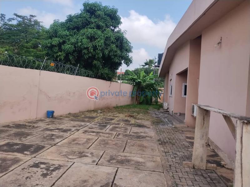 4 bedroom House For Rent Dzorwulu Accra - 1