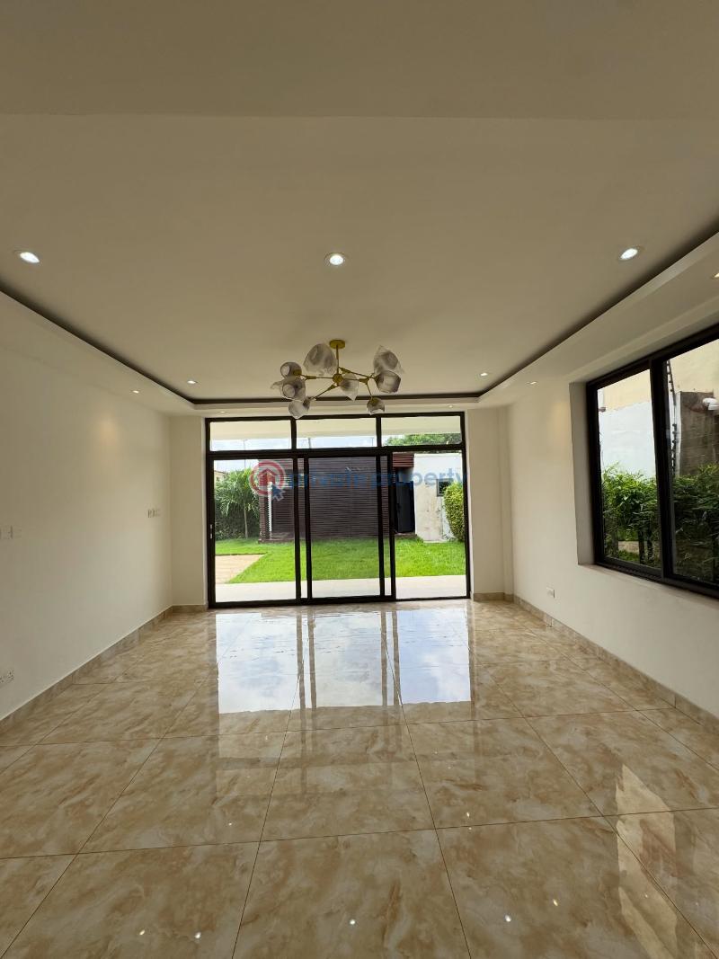 4 bedroom House For Sale Accra East Legon  - 4