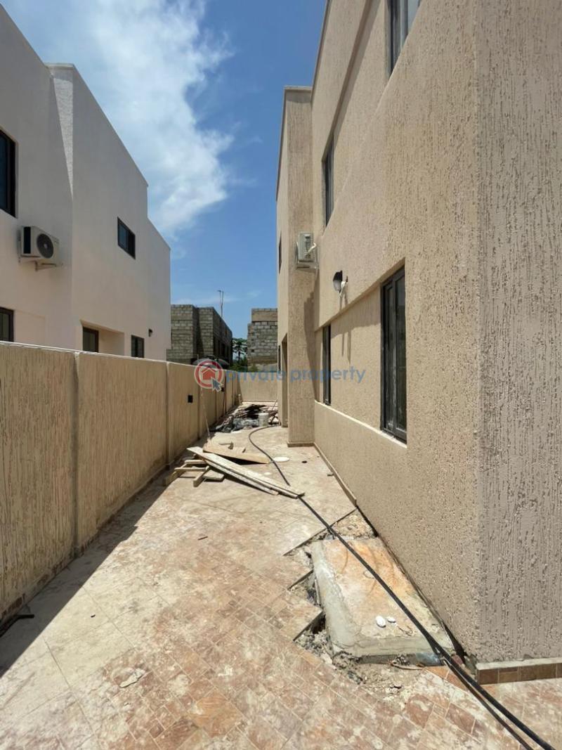 4 bedroom House For Sale Tse Addo Accra - 7