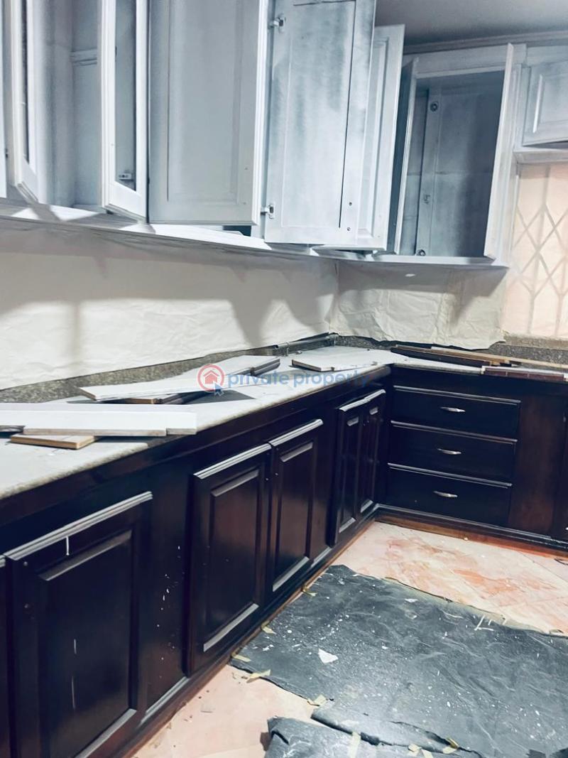 4 bedroom House For Rent American House East Legon Accra - 5