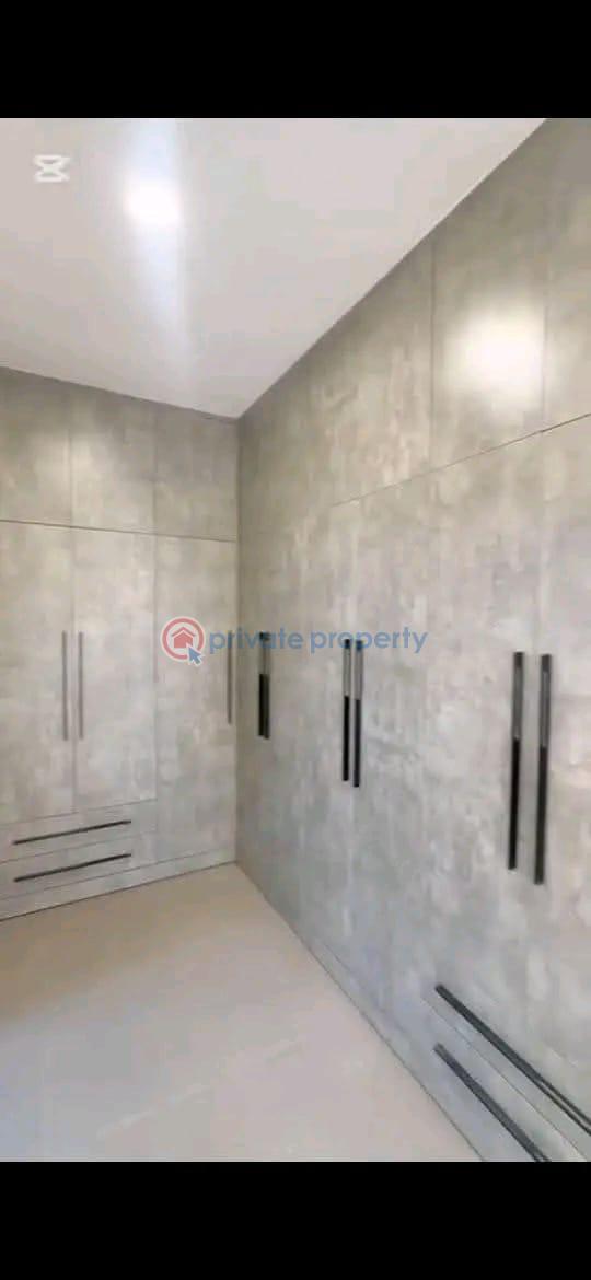 4 bedroom House For Rent School Junction East Legon Accra - 4