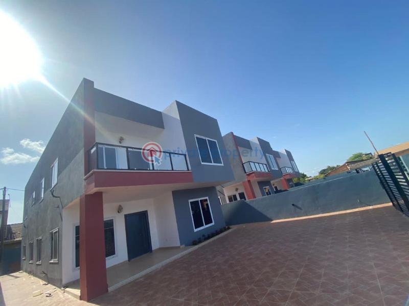 4 bedroom House For Rent Ashaley Botwe Adenta Municipal Accra - 0