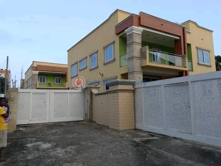 5 bedroom House For Sale North Legon Accra - 0