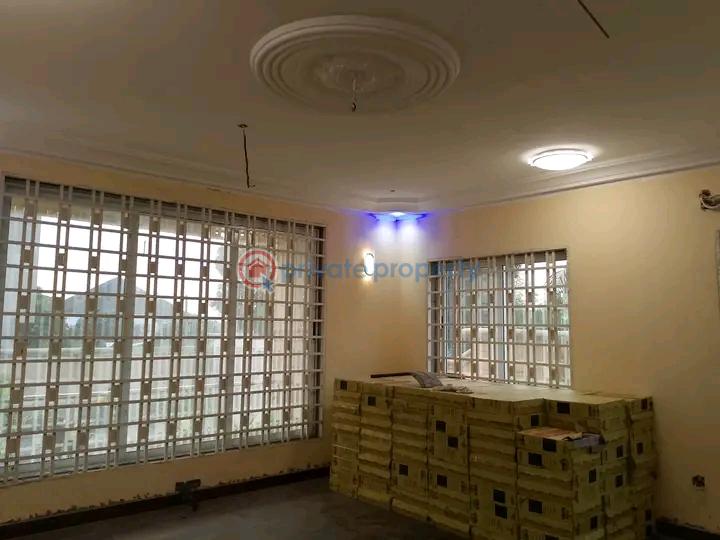 5 bedroom House For Sale North Legon Accra - 4