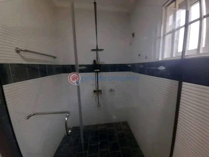 4 bedroom House For Sale East Airport Airport Residential Area Accra - 8