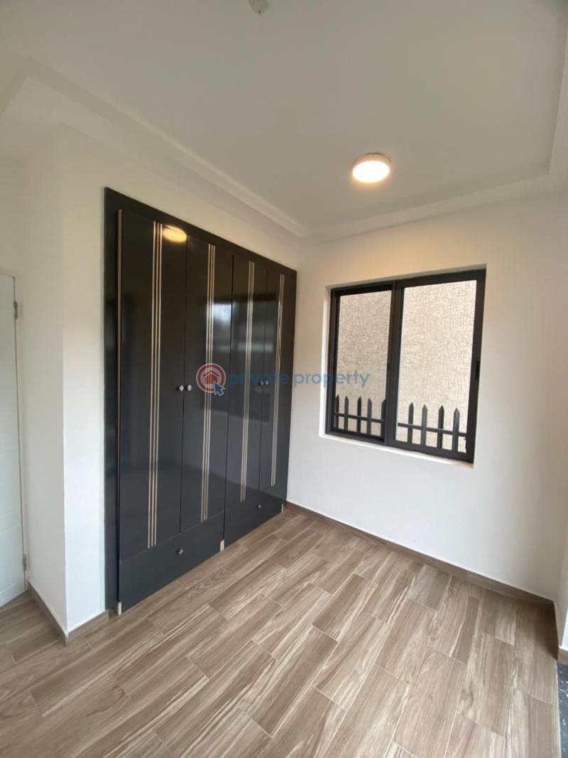 4 bedroom Detached Duplex For Rent Haasto Mtn Area. Haatso Ga East Municipal Accra - 4