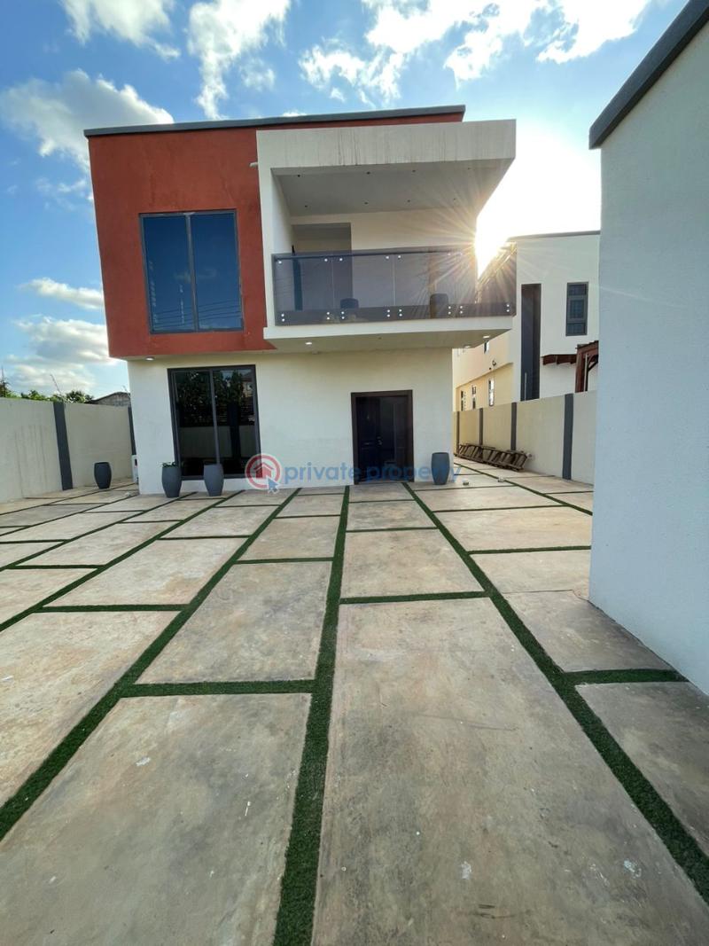 4 bedroom House For Rent Pantang Adenta Municipal Accra - 0