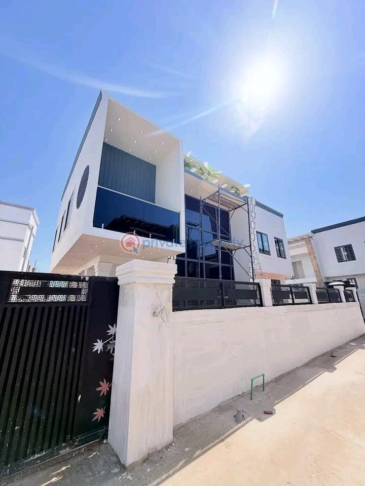 4 bedroom House For Sale Spintex Accra - 3