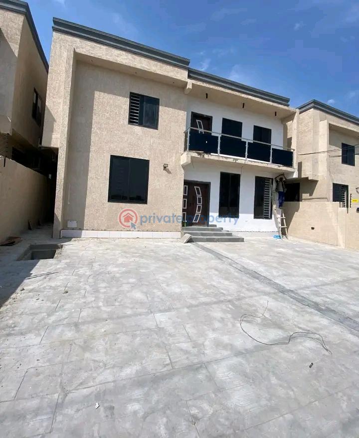 4 bedroom House For Sale Spintex Accra - 0