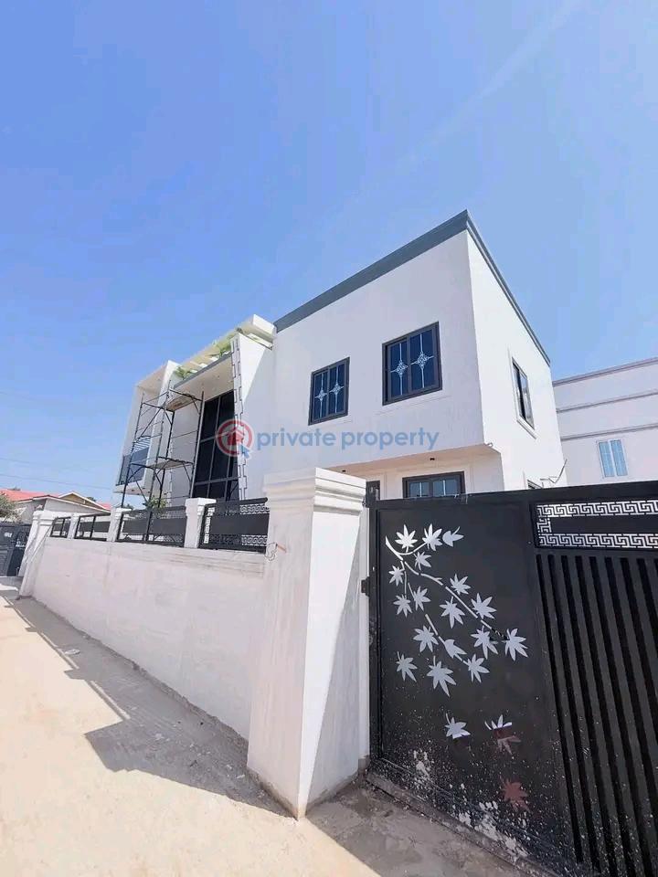 4 bedroom House For Sale Spintex Accra - 1