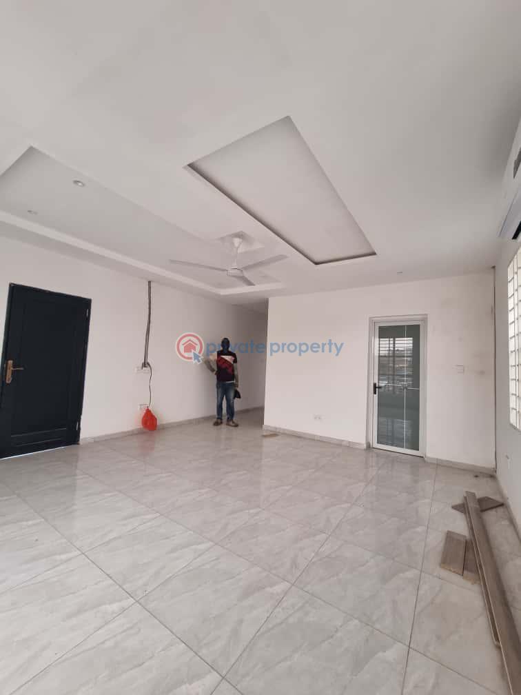 4 bedroom House For Sale Spintex Accra - 7