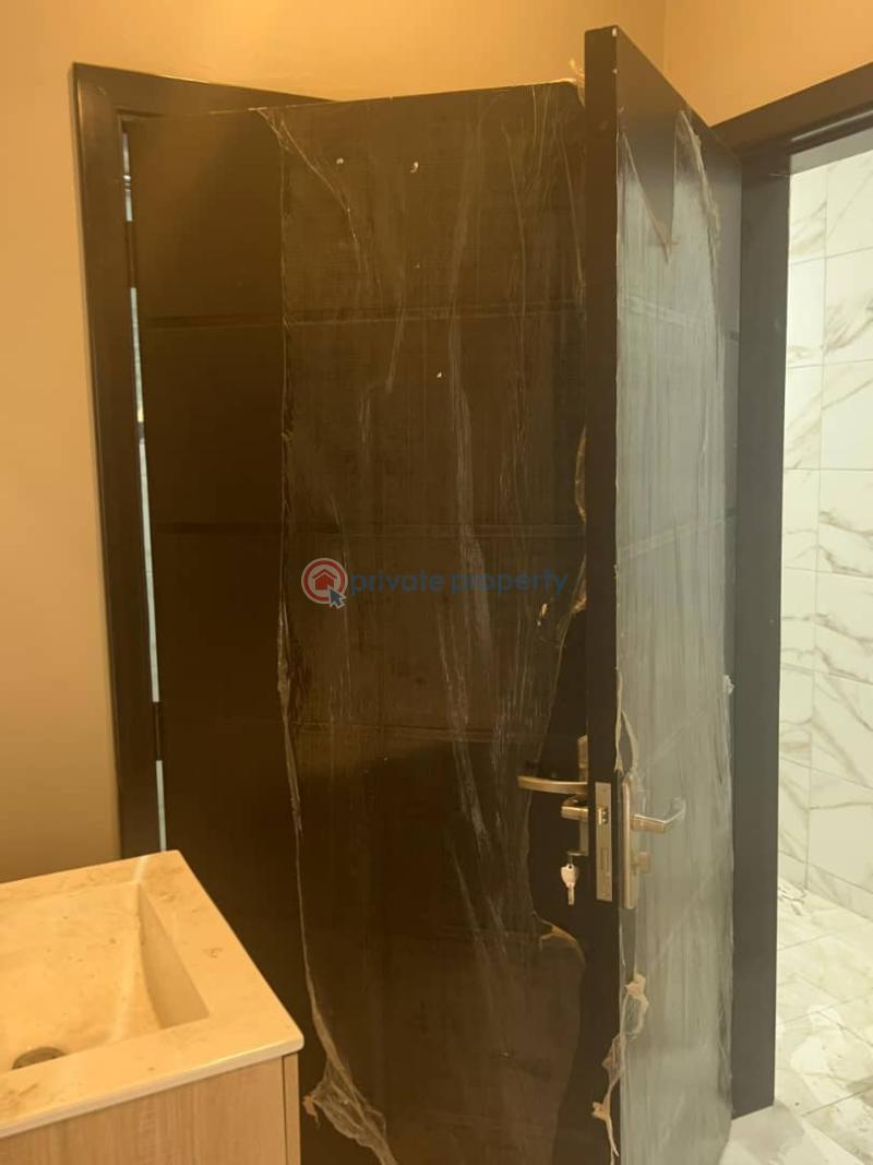 4 bedroom House For Sale Tesano Accra - 8
