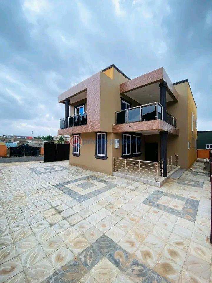 4 bedroom House For Sale Malik Teshie-Nungua Estates Accra - 0
