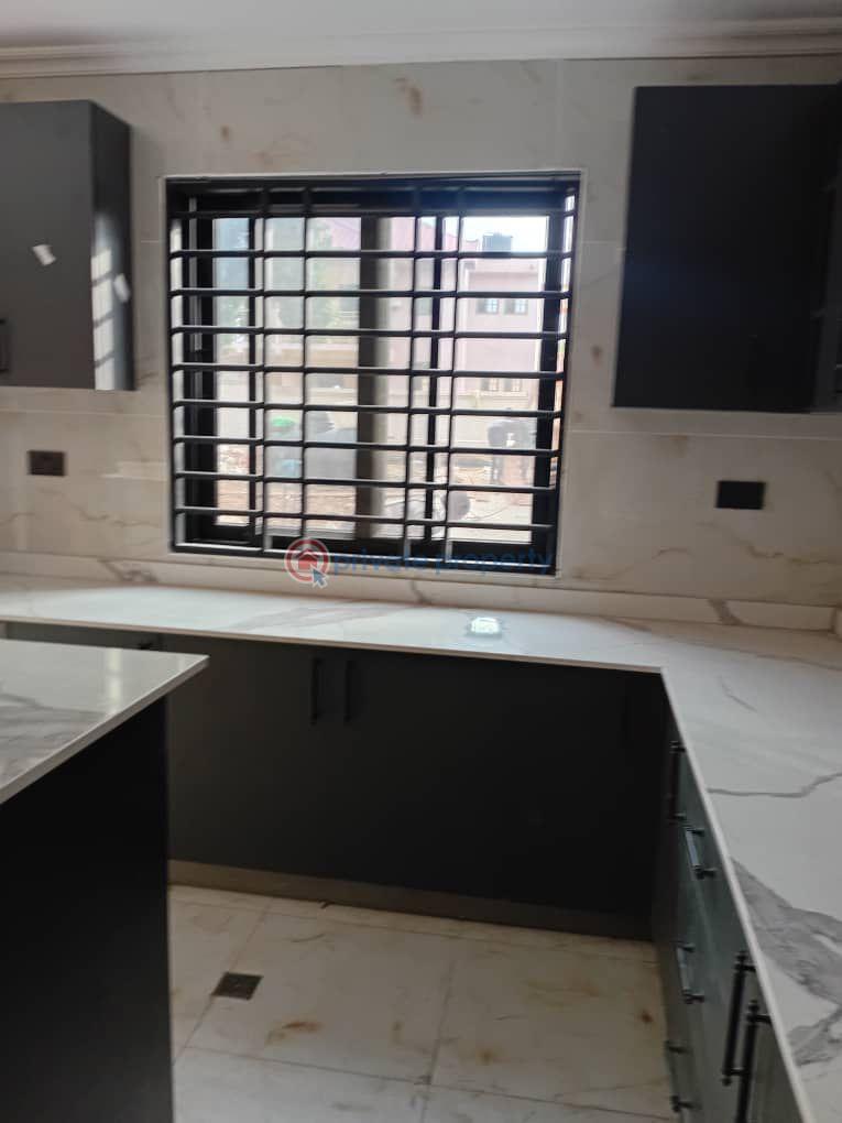 4 bedroom House For Sale North Kaneshie Accra - 2