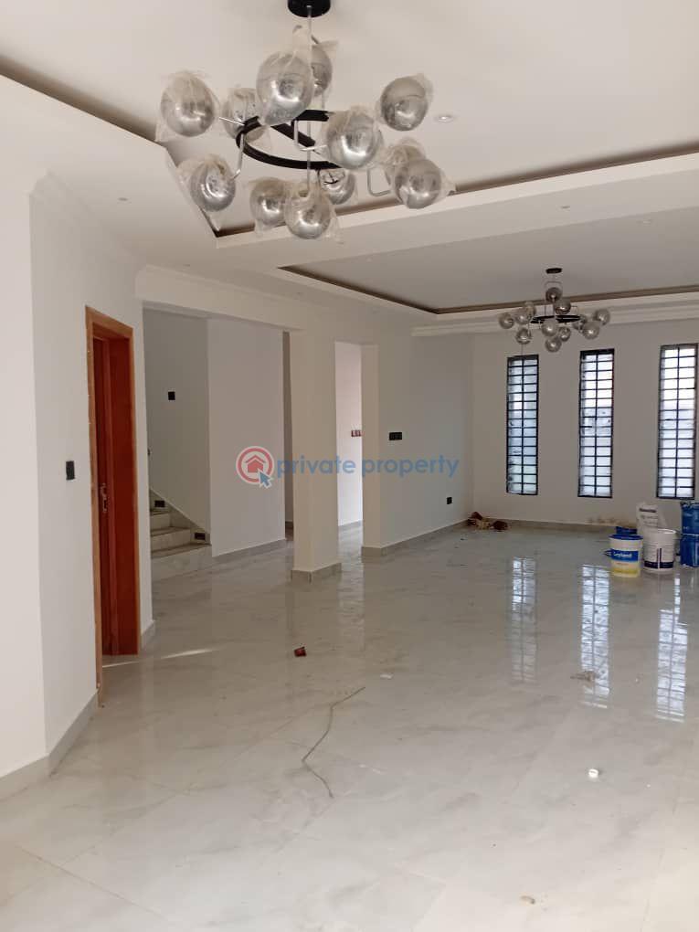 4 bedroom House For Sale North Kaneshie Accra - 7