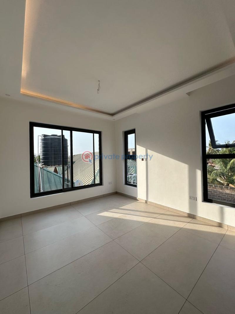 4 bedroom House For Sale Lashibi Spintex Accra - 2