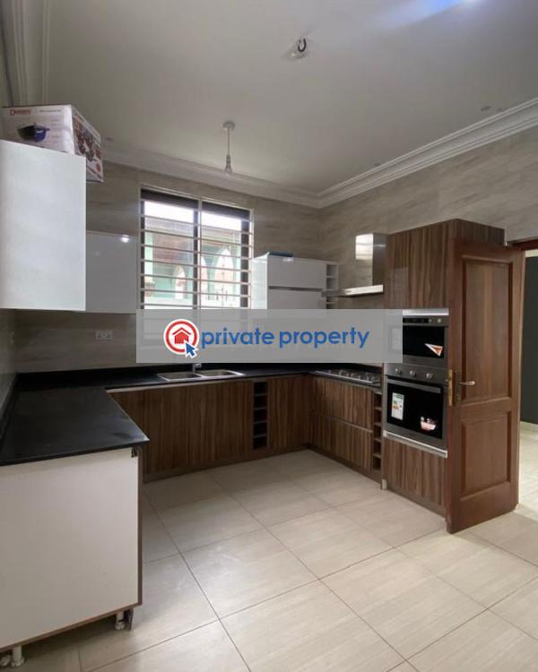 4 bedroom House For Sale Spintex Accra - 8