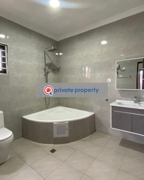 4 bedroom House For Sale Spintex Accra - 7