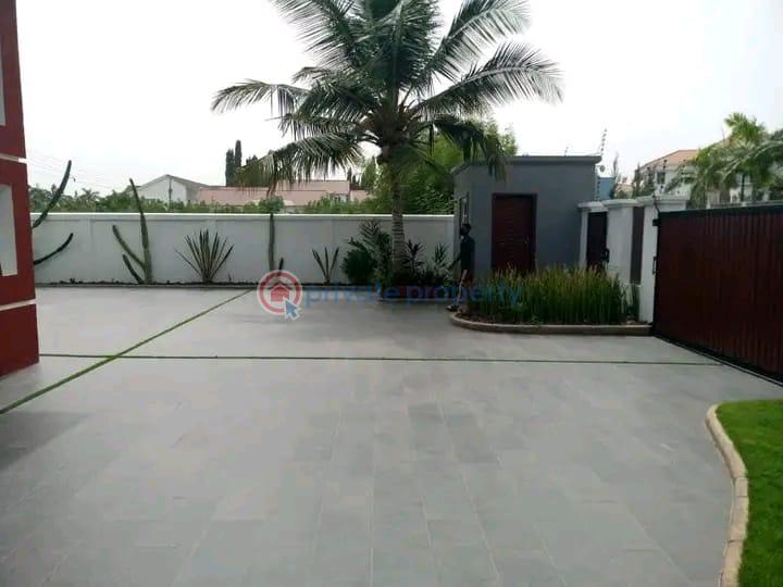 4 bedroom House For Sale Airport Hills Airport Residential Area Accra - 8
