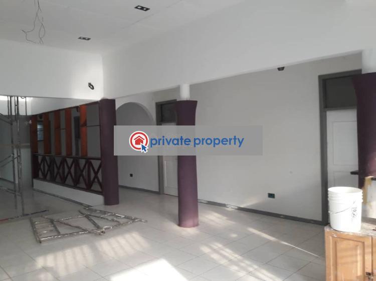 4 bedroom Detached Bungalow For Sale &nbsp;dansoman Opposite Papa's Pizza Accra Metropolitan  - 6