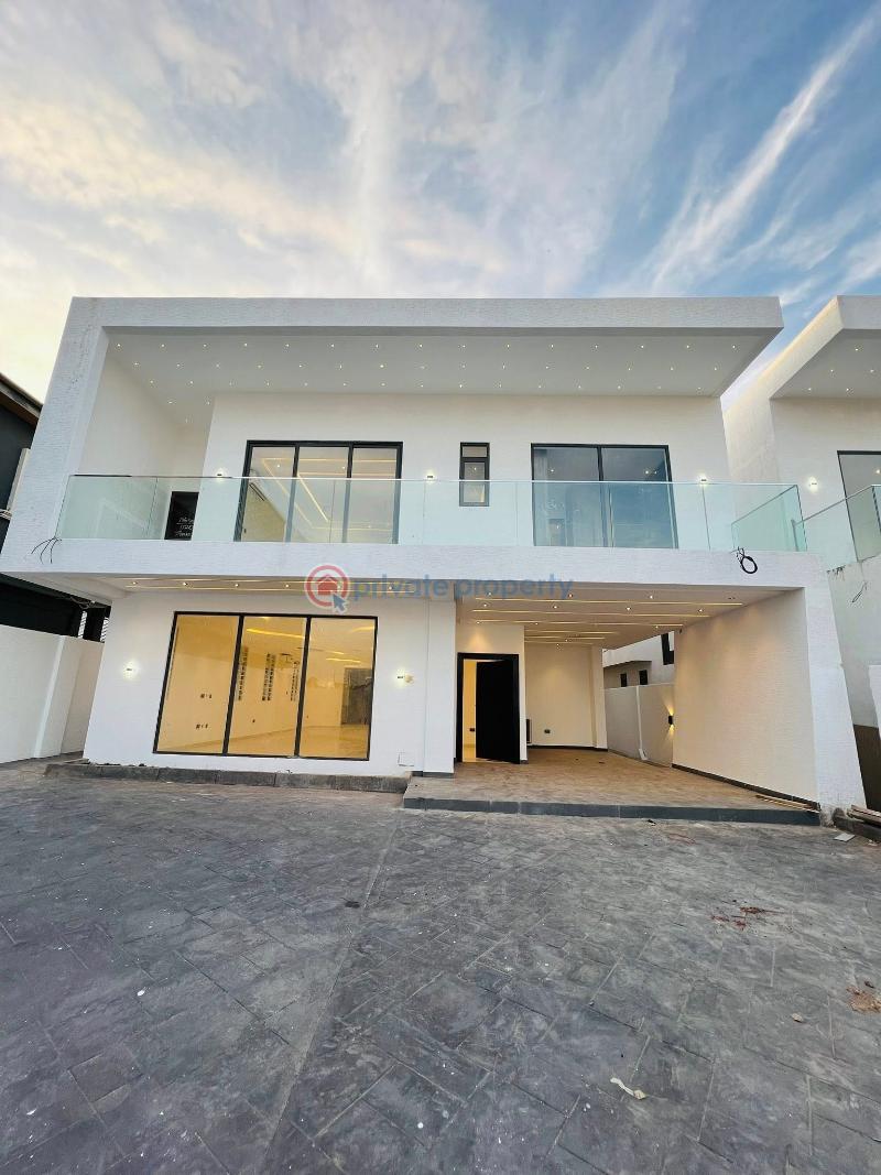 4 bedroom House For Sale School Junction East Legon Accra - 15