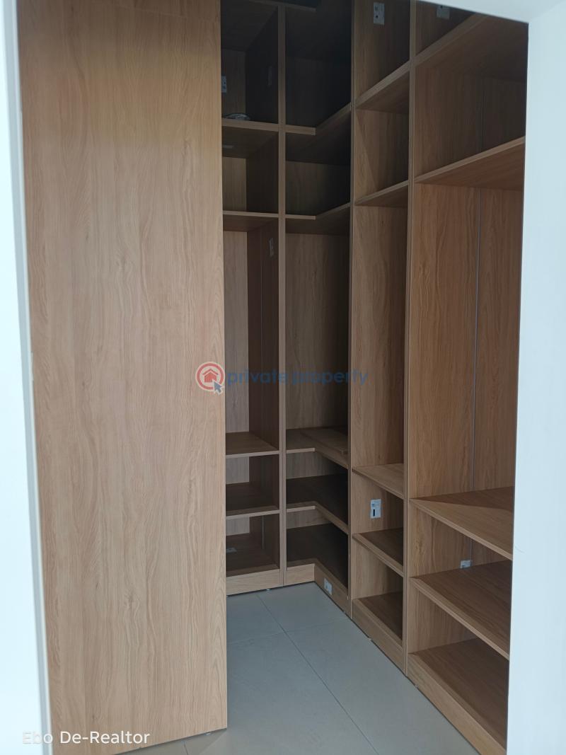 4 bedroom House For Sale School Junction Adjiringanor East Legon Accra - 10