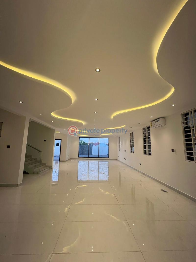 4 bedroom House For Sale School Junction East Legon Accra - 8