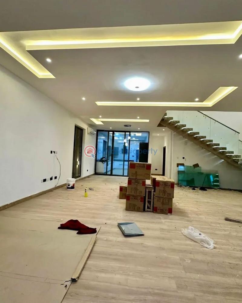 5 bedroom House For Sale Adjiriganor East Legon Accra - 1