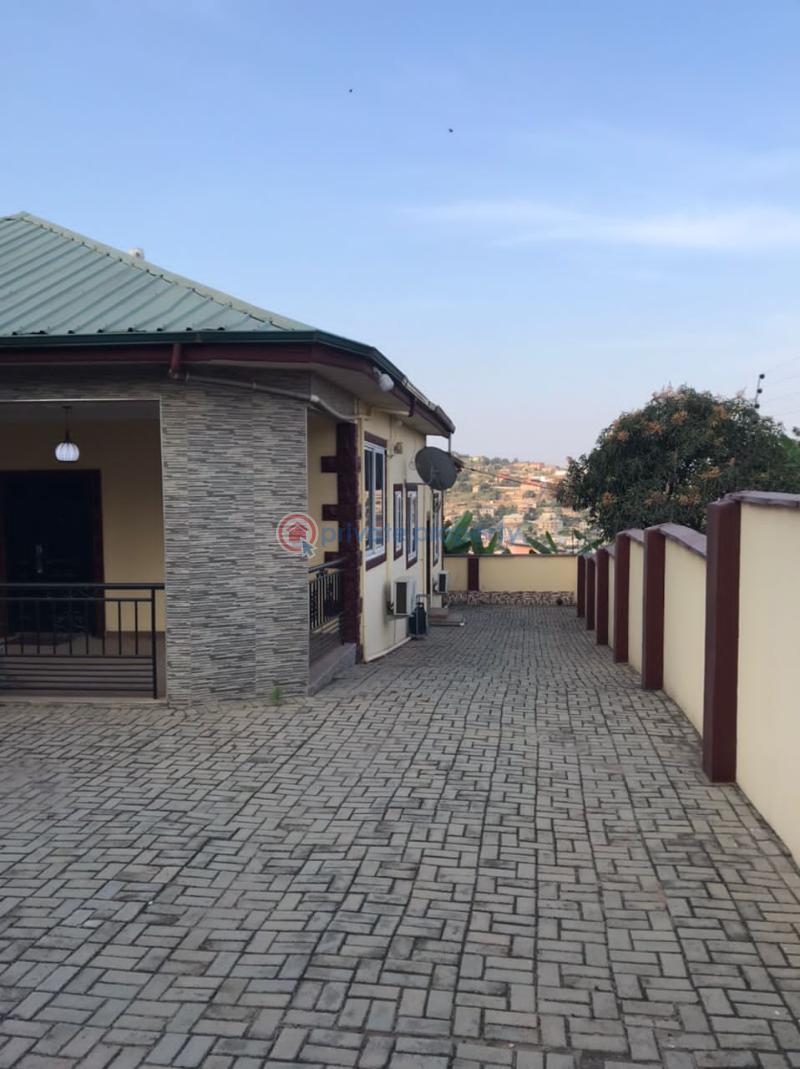 4 bedroom House For Sale Acp Pokuase (Pokoasi) Ga West Municipal Accra - 3