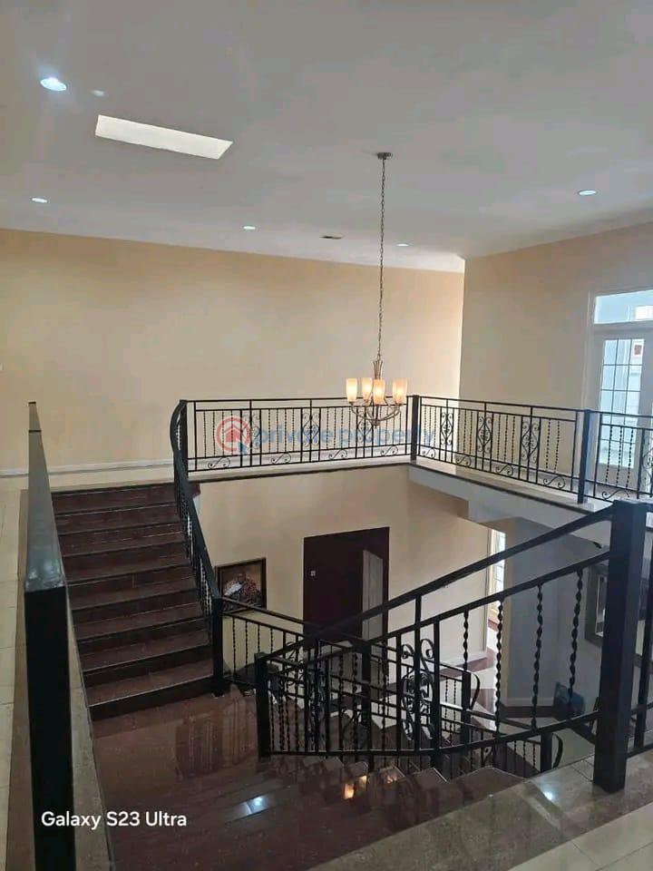 4 bedroom House For Sale Airport Hills Airport Residential Area Accra - 7