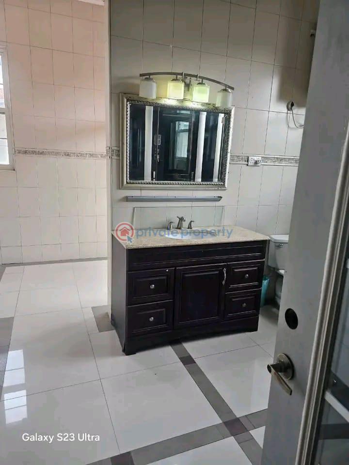 4 bedroom House For Sale Airport Hills Airport Residential Area Accra - 4