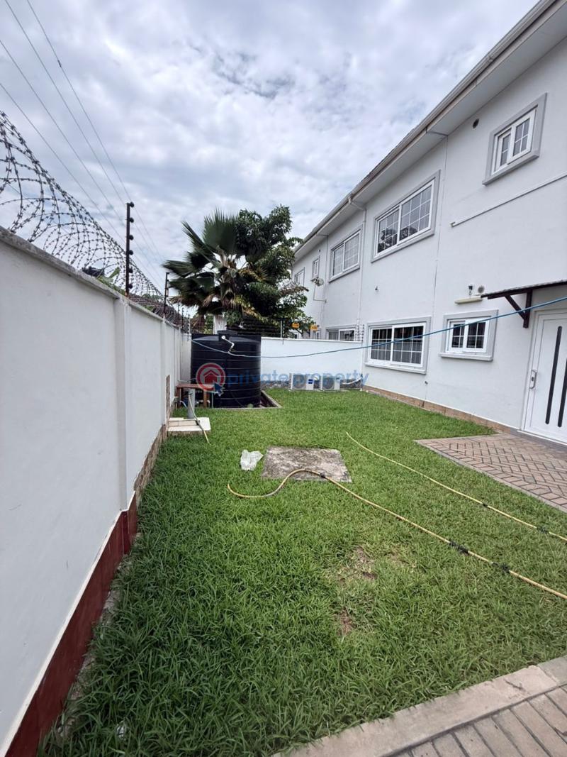 4 bedroom House For Rent East La La Dade Kotopon Municipal Accra - 12