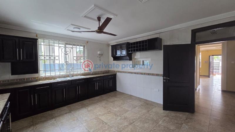 4 bedroom House For Rent Comm 18 Spintex Accra - 14